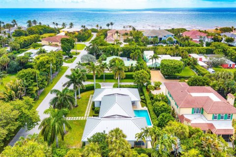 House in Ocean Ridge, Florida 3 bedrooms, 206.15 sq.m. № 2158412 - photo 3