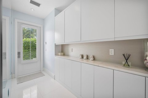 House in Ocean Ridge, Florida 3 bedrooms, 206.15 sq.m. № 2158412 - photo 15