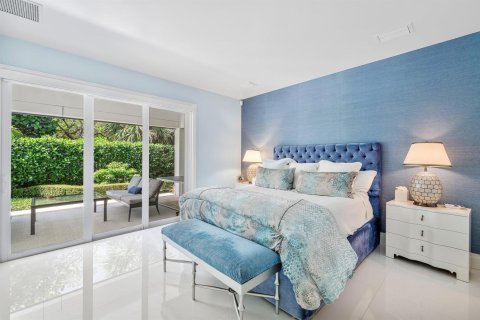 House in Ocean Ridge, Florida 3 bedrooms, 206.15 sq.m. № 2158412 - photo 16
