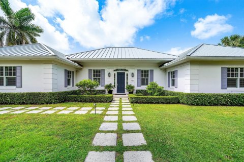 House in Ocean Ridge, Florida 3 bedrooms, 206.15 sq.m. № 2158412