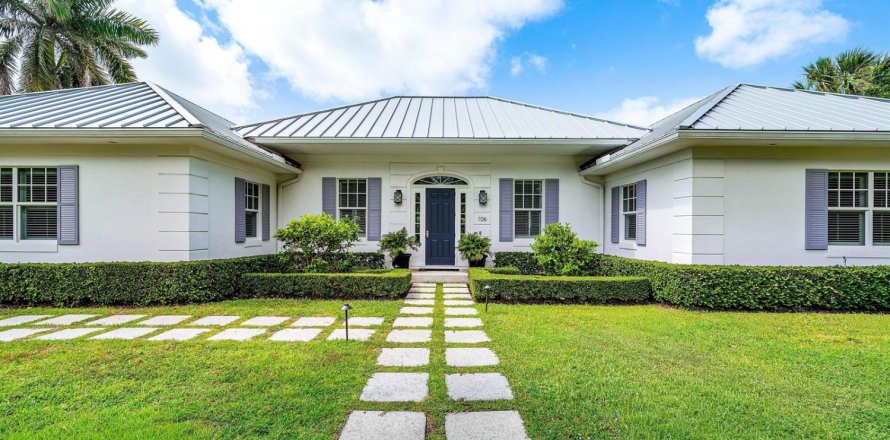 House in Ocean Ridge, Florida 3 bedrooms, 206.15 sq.m. № 2158412