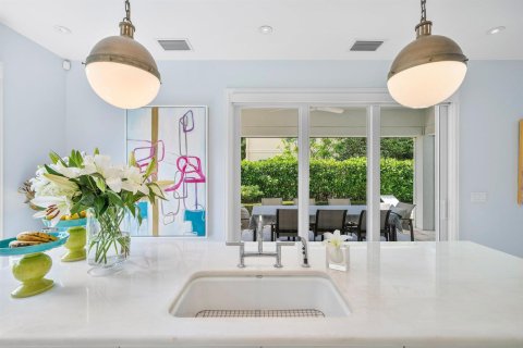 House in Ocean Ridge, Florida 3 bedrooms, 206.15 sq.m. № 2158412 - photo 12