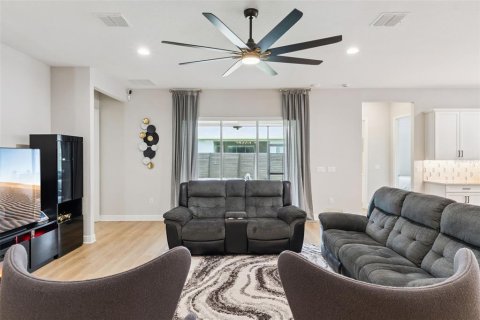 Casa en venta en Orlando, Florida, 4 dormitorios, 272.02 m2 № 2203158 - foto 19