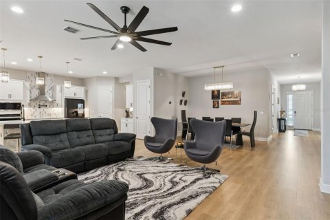 Casa en venta en Orlando, Florida, 4 dormitorios, 272.02 m2 № 2203158 - foto 12