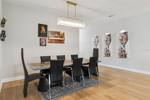 Casa en venta en Orlando, Florida, 4 dormitorios, 272.02 m2 № 2203158 - foto 18