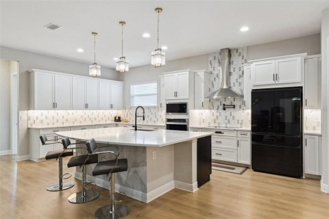 Casa en venta en Orlando, Florida, 4 dormitorios, 272.02 m2 № 2203158 - foto 13