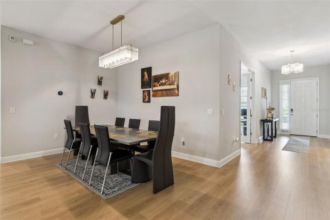 Casa en venta en Orlando, Florida, 4 dormitorios, 272.02 m2 № 2203158 - foto 11