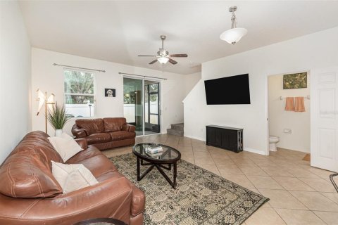 Townhouse in Oviedo, Florida 2 bedrooms, 128.58 sq.m. № 1771540 - photo 5