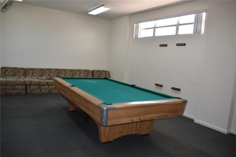 Copropriété à louer à Hallandale Beach, Floride: 1 chambre, 120.77 m2 № 2179642 - photo 25