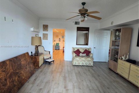 Condominio en venta en Pompano Beach, Florida, 2 dormitorios, 166.02 m2 № 2047738 - foto 22