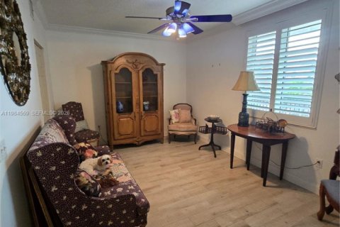 Condominio en venta en Pompano Beach, Florida, 2 dormitorios, 166.02 m2 № 2047738 - foto 18