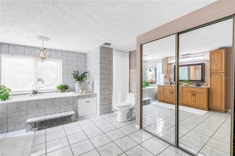 Villa ou maison à vendre à Seminole, Floride: 4 chambres, 215.25 m2 № 2322862 - photo 22