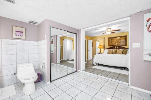 Villa ou maison à vendre à Seminole, Floride: 4 chambres, 215.25 m2 № 2322862 - photo 23