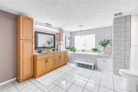 Villa ou maison à vendre à Seminole, Floride: 4 chambres, 215.25 m2 № 2322862 - photo 21