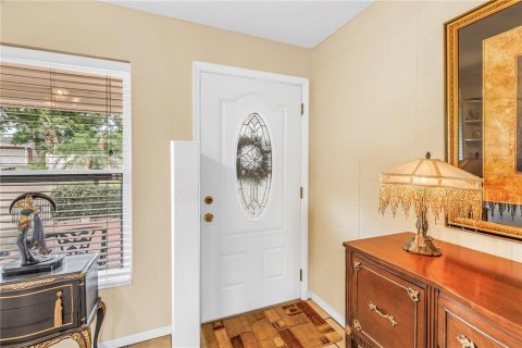 Villa ou maison à vendre à Seminole, Floride: 4 chambres, 215.25 m2 № 2322862 - photo 4