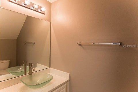 Townhouse in Fish Hawk, Florida 2 bedrooms, 115.94 sq.m. № 2216456 - photo 6