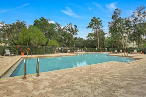 Townhouse in Fish Hawk, Florida 2 bedrooms, 115.94 sq.m. № 2216456 - photo 18