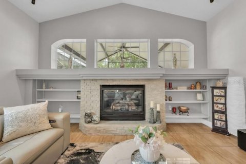 House in Valrico, Florida 4 bedrooms, 250.65 sq.m. № 2391725 - photo 16