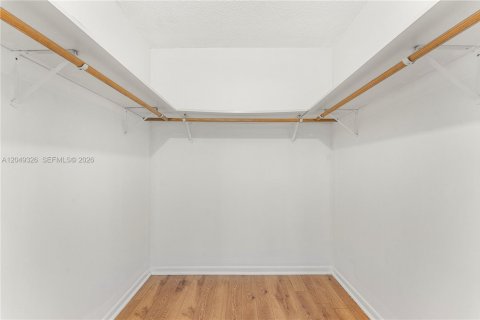 Condo in Coconut Creek, Florida, 2 bedrooms № 2149247 - photo 13