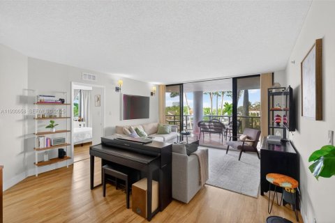 Condo in Aventura, Florida, 3 bedrooms  № 1992017 - photo 3