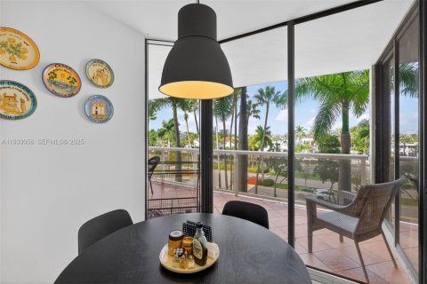 Condo in Aventura, Florida, 3 bedrooms  № 1992017 - photo 26