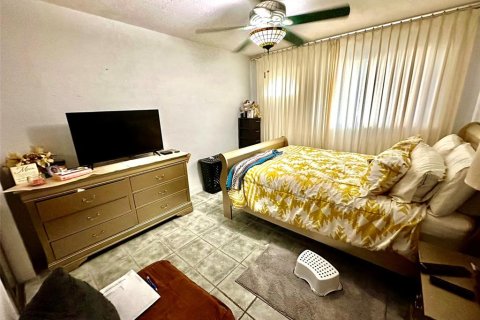 Купить кондоминиум в Клируотер, Флорида 5 комнат, 102.19м2, № 1757756 - фото 16