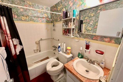 Купить кондоминиум в Клируотер, Флорида 5 комнат, 102.19м2, № 1757756 - фото 11