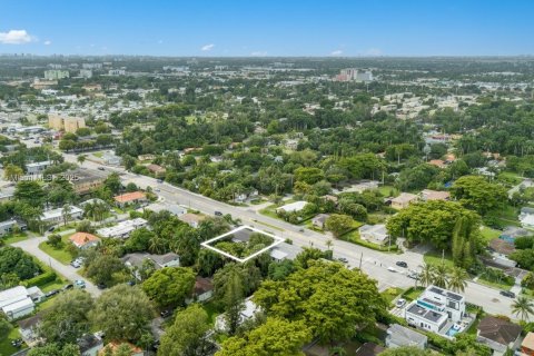 Villa ou maison à vendre à El Portal, Floride: 5 chambres, 165.92 m2 № 1966510 - photo 11