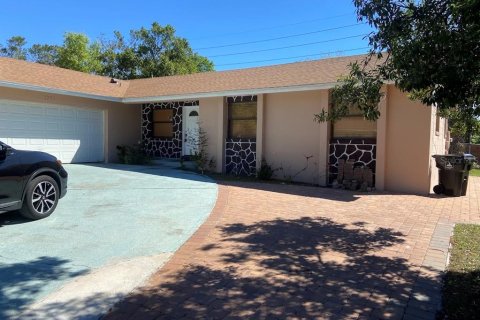 Casa en alquiler en Orlando, Florida, 3 dormitorios, 105.44 m2 № 1583866 - foto 1