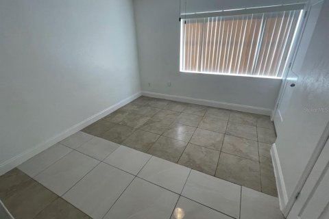 Casa en alquiler en Orlando, Florida, 3 dormitorios, 105.44 m2 № 1583866 - foto 30