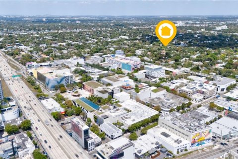 Купить коммерческую недвижимость в Майами, Флорида 154.59м2, № 2062401 - фото 24