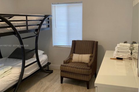 Купить коммерческую недвижимость в Майами, Флорида 154.59м2, № 2062401 - фото 13