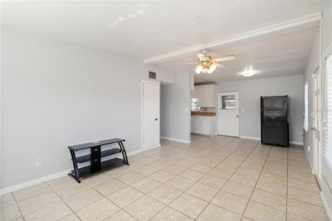 Casa en alquiler en Orlando, Florida, 3 dormitorios, 100.33 m2 № 1895159 - foto 8