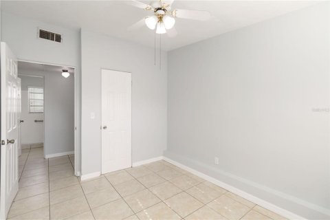 Casa en alquiler en Orlando, Florida, 3 dormitorios, 100.33 m2 № 1895159 - foto 15