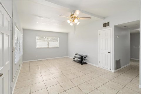 Casa en alquiler en Orlando, Florida, 3 dormitorios, 100.33 m2 № 1895159 - foto 6