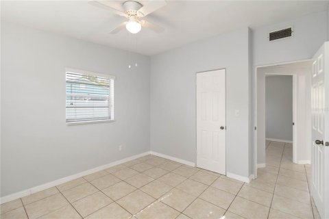 Casa en alquiler en Orlando, Florida, 3 dormitorios, 100.33 m2 № 1895159 - foto 17