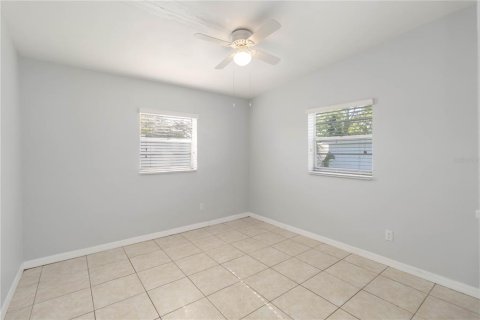 Casa en alquiler en Orlando, Florida, 3 dormitorios, 100.33 m2 № 1895159 - foto 16