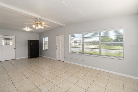 Casa en alquiler en Orlando, Florida, 3 dormitorios, 100.33 m2 № 1895159 - foto 7