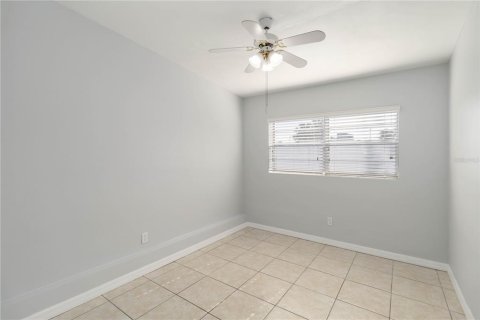 Casa en alquiler en Orlando, Florida, 3 dormitorios, 100.33 m2 № 1895159 - foto 14