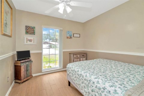 House in Tampa, Florida 3 bedrooms, 115.2 sq.m. № 1901013 - photo 19