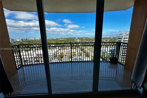 Condo in Miami, Florida, 2 bedrooms  № 2241101 - photo 28