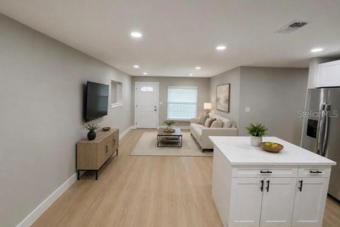 Casa en venta en Tampa, Florida, 3 dormitorios, 104.05 m2 № 2207563 - foto 12