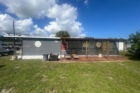 Купить виллу или дом в Форт-Лодердейл, Флорида 3 спальни, 61.32м2, № 1982232 - фото 14