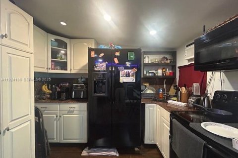 Купить виллу или дом в Форт-Лодердейл, Флорида 3 спальни, 61.32м2, № 1982232 - фото 10