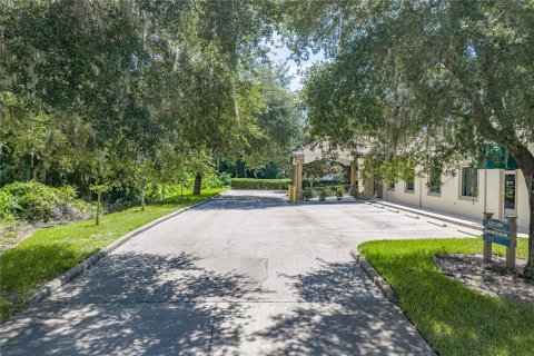 Propiedad comercial en alquiler en Plant City, Florida, 568.38 m2 № 2284607 - foto 30