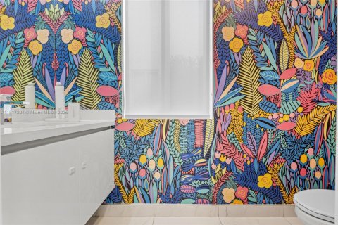 Casa en alquiler en Doral, Florida, 4 dormitorios, 223.15 m2 № 1942593 - foto 23