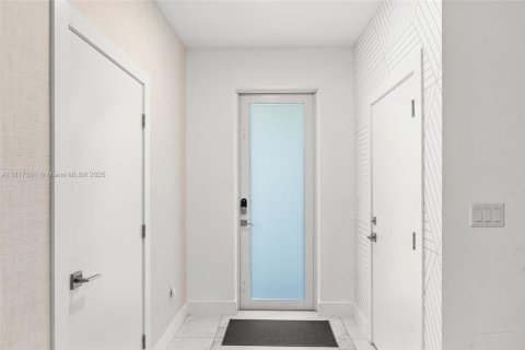 Casa en alquiler en Doral, Florida, 4 dormitorios, 223.15 m2 № 1942593 - foto 6