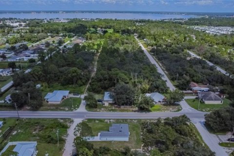 Купить виллу или дом в Себринг, Флорида 8 комнат, 103.68м2, № 2097608 - фото 20