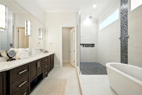Casa en venta en Kissimmee, Florida, 7 dormitorios, 479 m2 № 1916977 - foto 29