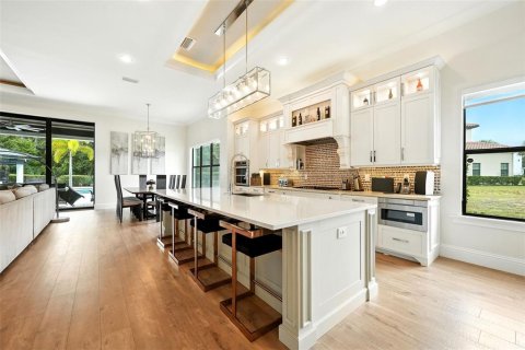 Casa en venta en Kissimmee, Florida, 7 dormitorios, 479 m2 № 1916977 - foto 18